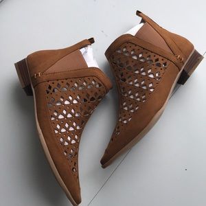 New Faryl Robin Sorella Chop Out Ankle boot